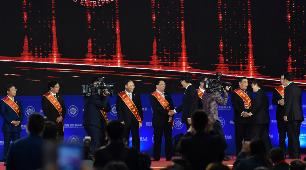 1514796952483135gcHr.png blob.png