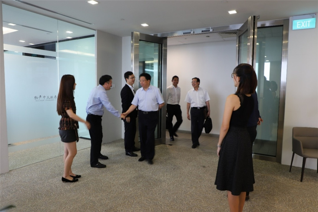 15353460776323518yXy.jpg 3.jpg