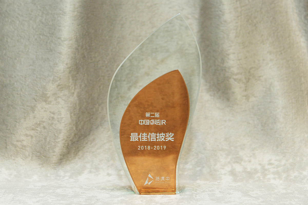 1547342946548222RoBb.jpg DSC_3756.JPG